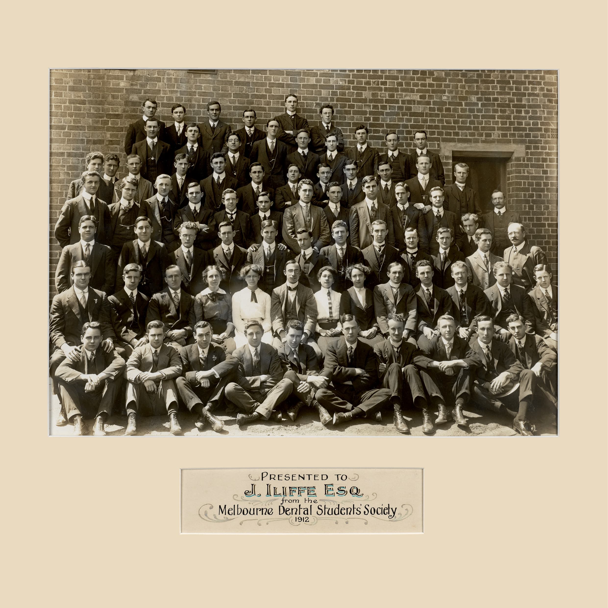 Presented to J. Iliffe Esq. from the Melbourne Dental Students’ Society, 1912, photograph, 45.5 × 57.5 cm. HFADM 3128, Henry Forman Atkinson Dental Museum, University of Melbourne
